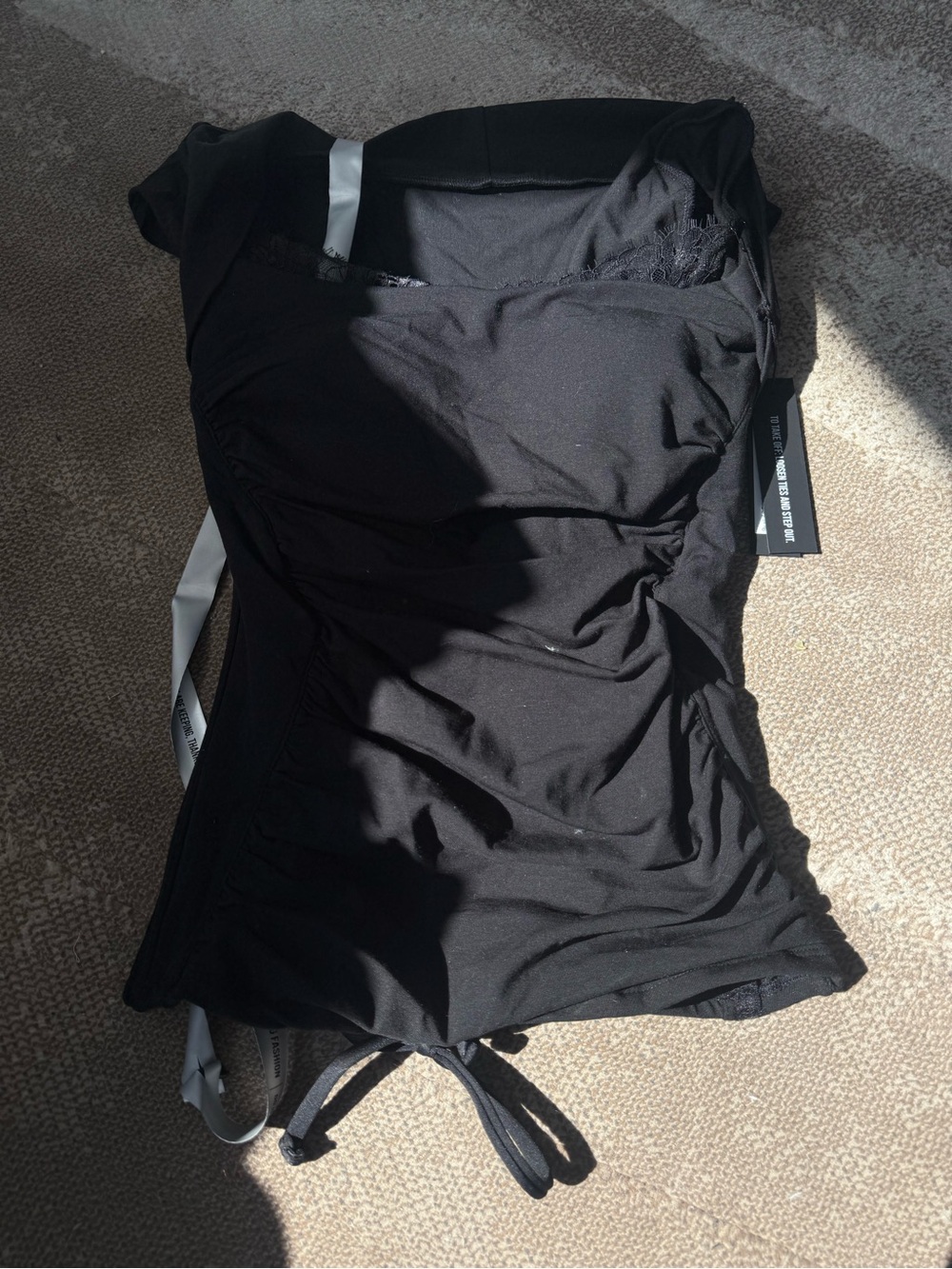 Tae Shapey Ruched Short Sleeve Top - Picture 3 of 4